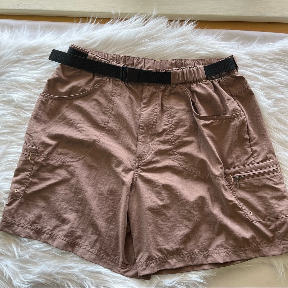 Women's Columbia Hiking Shorts, Size S, Excellent Condition